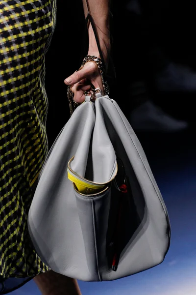 Look 57